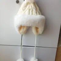 کلاه زمستونی بافت|لباس|رباط‌کریم, رباط‌کریم|دیوار