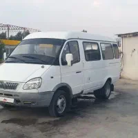 تاکسی گنبد ون غزال بی رنگ با ۱۲۵۰ لیتر بنزین