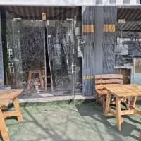 نیروی خانم در فست فود