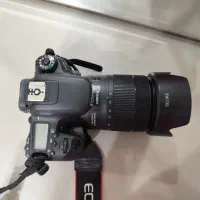 دوربین d77 در حد نو