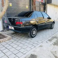 پژو مدل ۸۳ مشکی