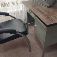 فروش یک صندلی و میز