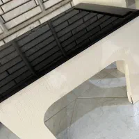 میز عسلی با سه گل میز