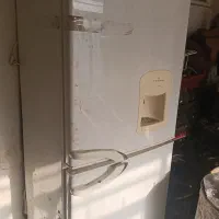 یخچال و ماشین لباسشویی