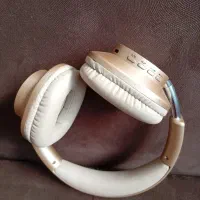 هدفون  چرخشی طلایی