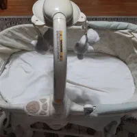 گهواره نوزاد موزیکال