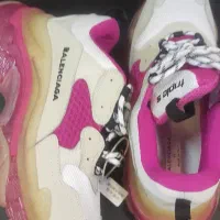 کفش اصل ..اورجینال .سایز ۴۰.مدل balenciaga