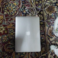 مک بوک پرو فوری به فرش می‌رسد