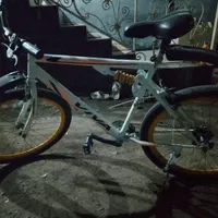 دوچرخه|دوچرخه، اسکیت، اسکوتر|حویق, |دیوار