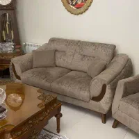 مبل راحتی ۷ نفره در حد نو|مبلمان خانگی و میز عسلی|تهران, آبشار تهران (دریاچه)|دیوار