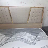 تخت خواب ۲نفره +۲عدد کفی