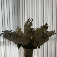 گلدان بزرگ طلایی و ۹شاخه گل مصنوعی