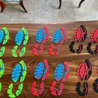 تعدادی کارگر ساده خانم و اقا