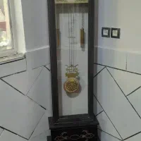 ساعت ایستاده ۳۰۰