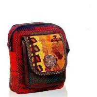 کیف سردوشی کوله پشتی گلیمی وجاجیم و ورنی دستبافت|کیف، کفش، کمربند|کرج, شهرک بنفشه|دیوار