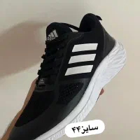 کفش ادیداس و نیوبالانس