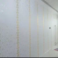 نقاشی ساختمان سفید کاری وطرح کاغذ دیواری