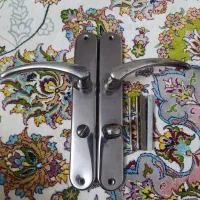 دستگیره در سرویس بهداشتی