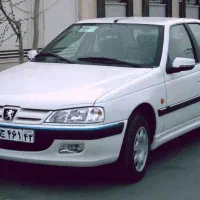 راننده و ماشین در اختیار