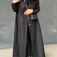 مدل خانم برای عکاسی از لباس