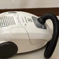 جارو برقی الکترولوکس