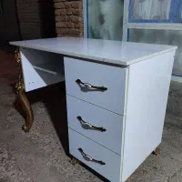 میز ناخن-صندلی اصلاح-سرشور|آرایشگاه و سالن‌های زیبایی|میاندوآب, |دیوار