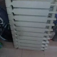 شوفاژ رادیاتور ۱۰ پره‌ای کاملا سالم