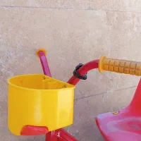 دایناسور موزیکال اسباب بازی،و یک سه چرخه ارزون.|اسباب‌‌بازی|تربت‌حیدریه, شهرک ولیعصر|دیوار