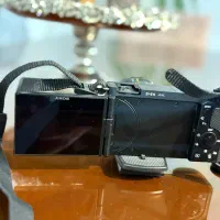 دوربین sony zve10 با لنز|دوربین عکاسی و فیلم‌برداری|بجنورد, |دیوار