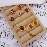 ست های سنگی|زیورآلات و اکسسوری|قم, پشت انبار نفت|دیوار