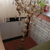 لوستر کنار سالنی