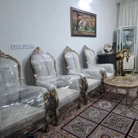 مبل سلطنتی ۹نفره نو نو سلفونش هست