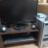 کامپیوتر سامسونگ و کیس نسل قدیم ۲۰۰۹