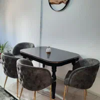 میزناهار خوری ۴ نفره