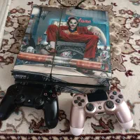 ps4 دو دستگیره سالم همراه کارتن کپی خوره|کنسول، بازی ویدئویی و آنلاین|همدان, |دیوار