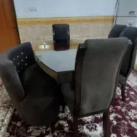 میزناهار خوری و تخت خواب دونفره