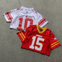 بیرون بر و کارگاه خیاطی حوالی بازار