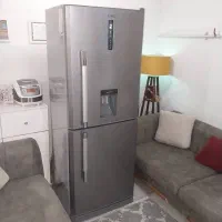 یخچال فریزر بدون برفک یکسال کارکرد