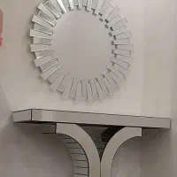 آیینه و کنسول