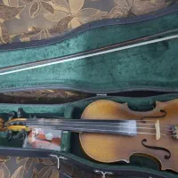 ویلون ساخت کشور ایتالیاکار کرده قدیمی