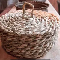 زیرقابلمه وزیر بشقابی وسبدمیوه وسبزی حصیری|ظروف سرو و پذیرایی|اراک, |دیوار