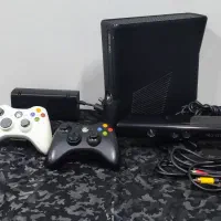 xbox 360 slim  با دو دسته|کنسول، بازی ویدئویی و آنلاین|کرج, گوهردشت|دیوار