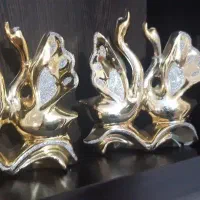 مجسمه طلایی وبشقاب سولو مطابق عکس