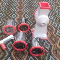 رنده 4تیغه دستی نو|خردکن، آسیاب، غذاساز|تهران, زرکش|دیوار