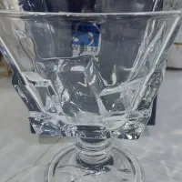 بستنی خوری یا آجیل خوری