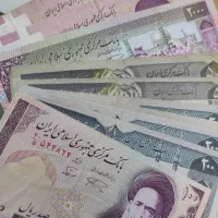 فروش تعدادی اسکناس قدیمی