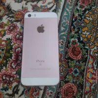اپل iPhone SE با حافظهٔ ۱۲۸ گیگابایت|موبایل|تهران, اکباتان|دیوار