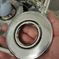 لامپ هالوژن و پایه آن