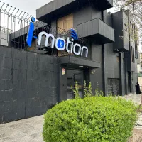 استخدام نگهبان ۲۴ ساعته با اتاق نگهبانی مجهز