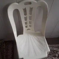 صندلی پلاستیکی